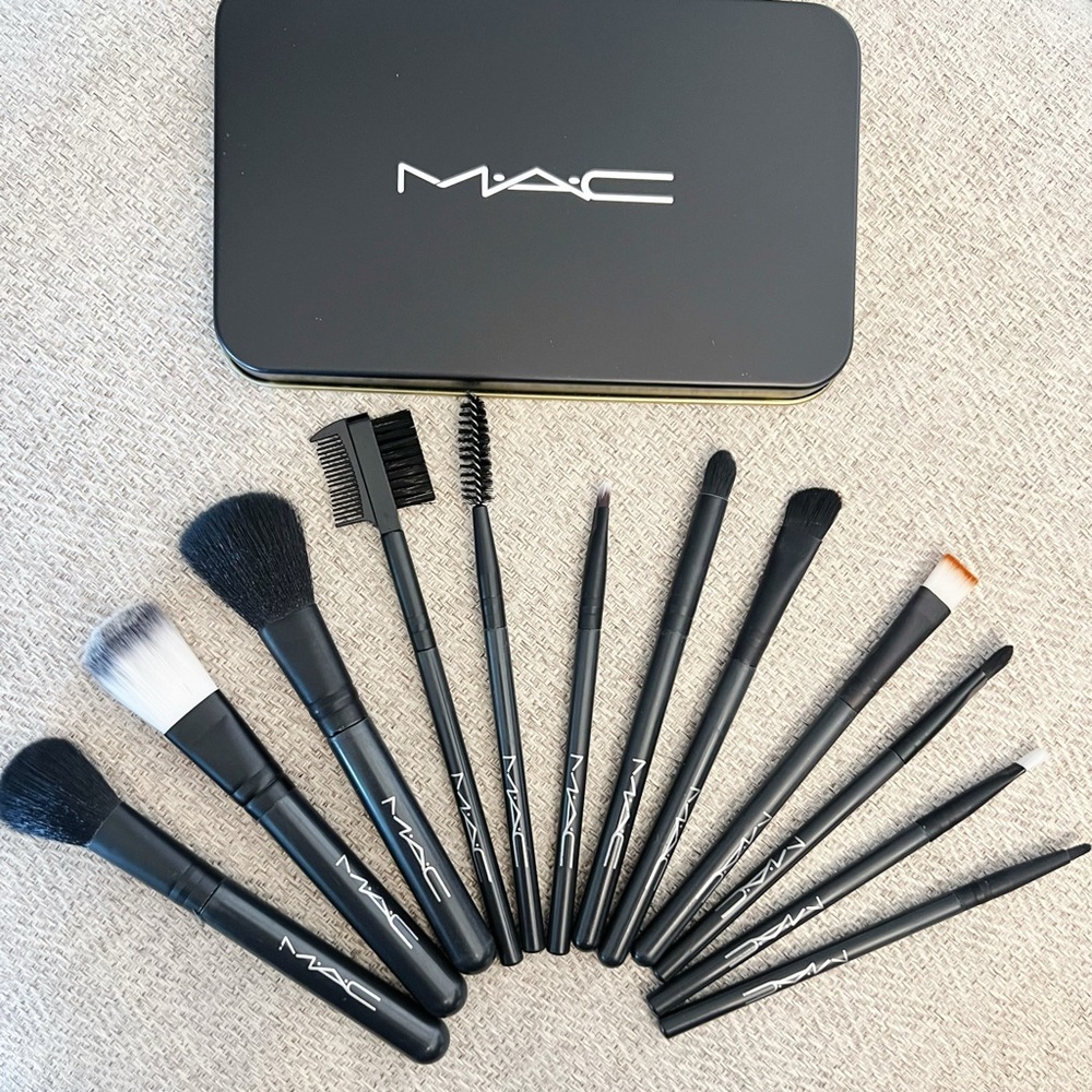 Mac 12-Piece Brush Set